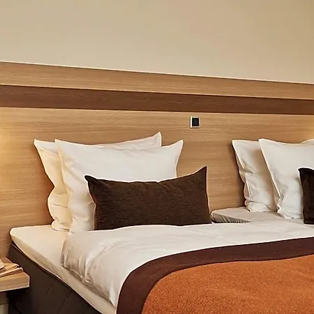Montra Sabro 4* Århus