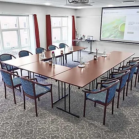 ホテル Montra Sabro